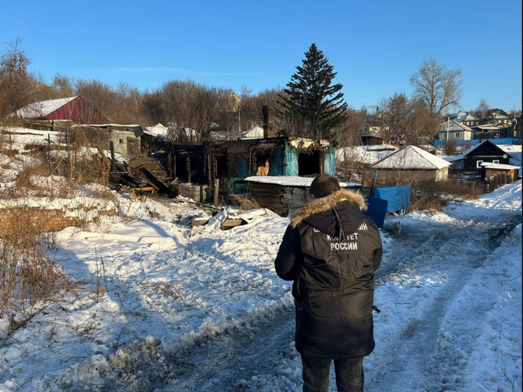 В Кузбассе сгорел ребенок, пока родители были в магазине