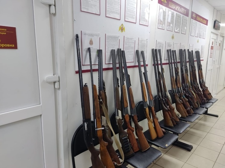 Тверские росгвардейцы передали в зону СВО охотничье оружие