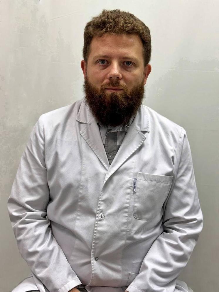 Новый врач физической и реабилитационной медицины работает в Псковском госпитале для ветеранов войн
