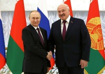 Президент России Владимир Путин принял предложение Министерства иностранных дел РФ о подписании договора между Россией и Белоруссией о гарантиях безопасности в рамках Союзного государства. Об этом гласит распоряжение российского лидера, представленное на официальном интернет-портале правовой информации.