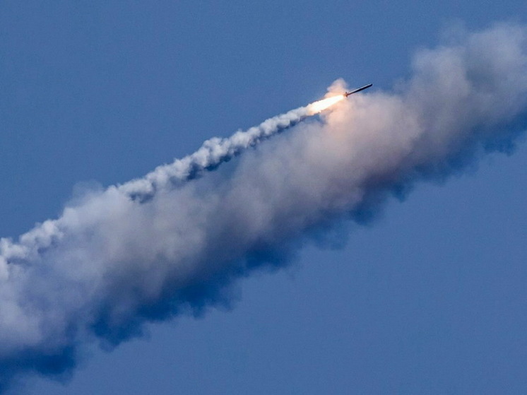 ТАСС: Роскосмос заявил о возможности увеличить мощность ракет средней дальности "Орешник"