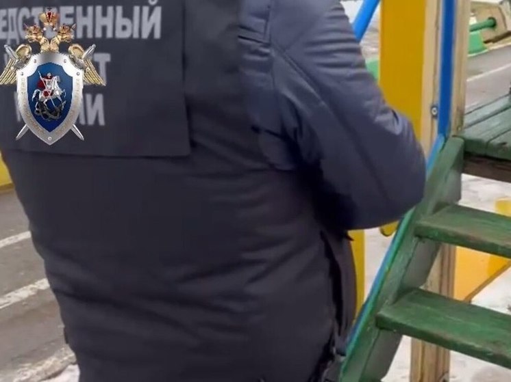 Воспитателя из Нижнего подозревают в смерти трехлетнего ребенка