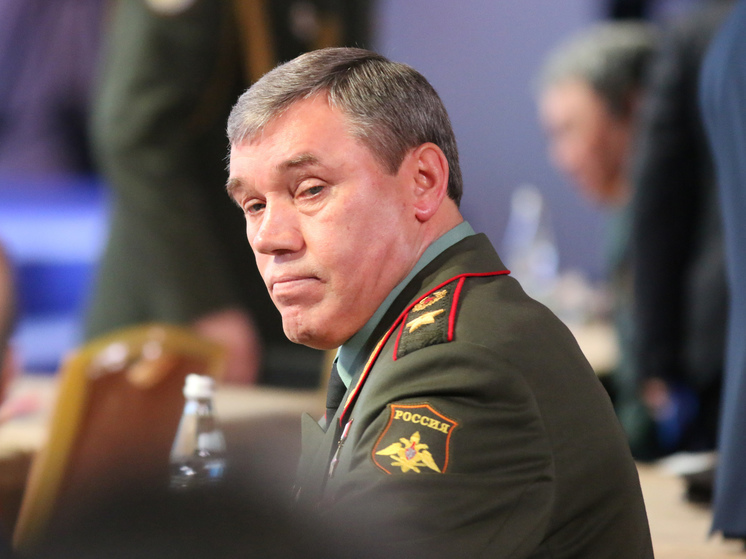 Баранец: после звонка Герасимова в Пентагон ВСУ прекратили бить по России ракетами ATACMS