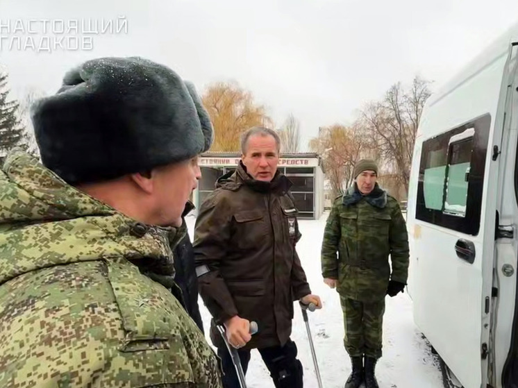 Отрядам «БАРС-Белгород» и «Орлан» передали Уралы и машины скорой помощи
