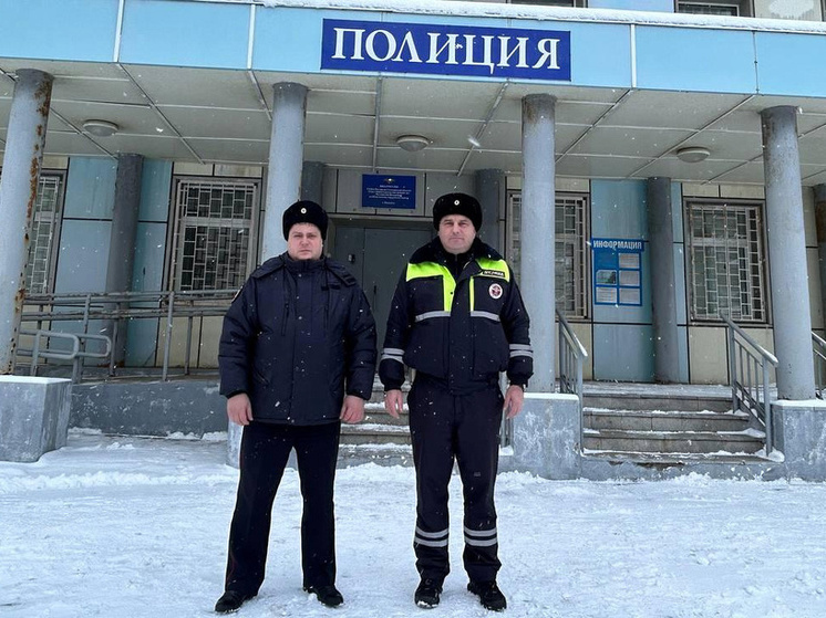 Сахалинские полицейские спасли попавших в шторм туристов