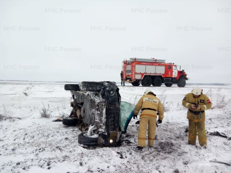 В Орловской области легковушка улетела в кювет и перевернулась