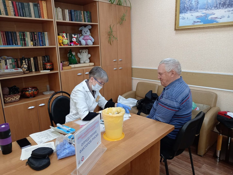 Пензенцам объяснили, почему курильщики со стажем обязаны проходить диспансеризацию