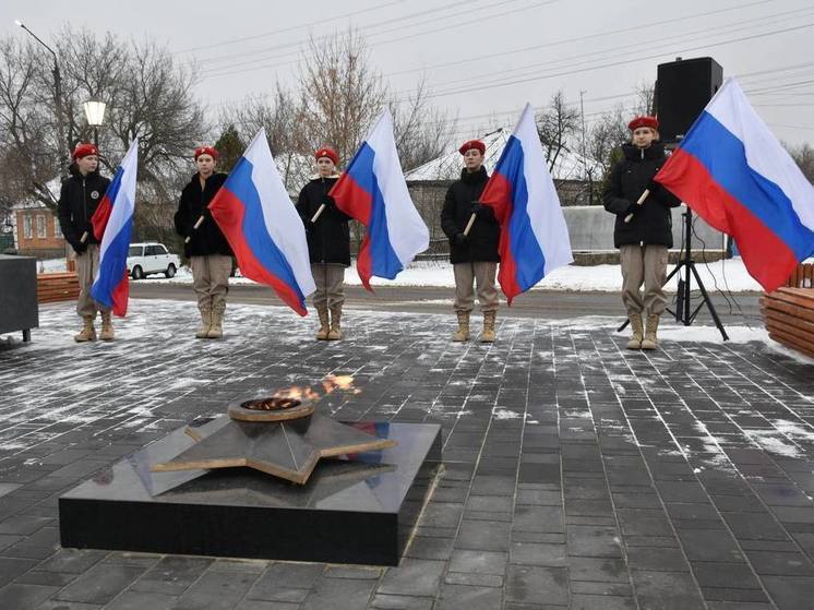 В Новоайдаре ЛНР открыли после обновления военный мемориал