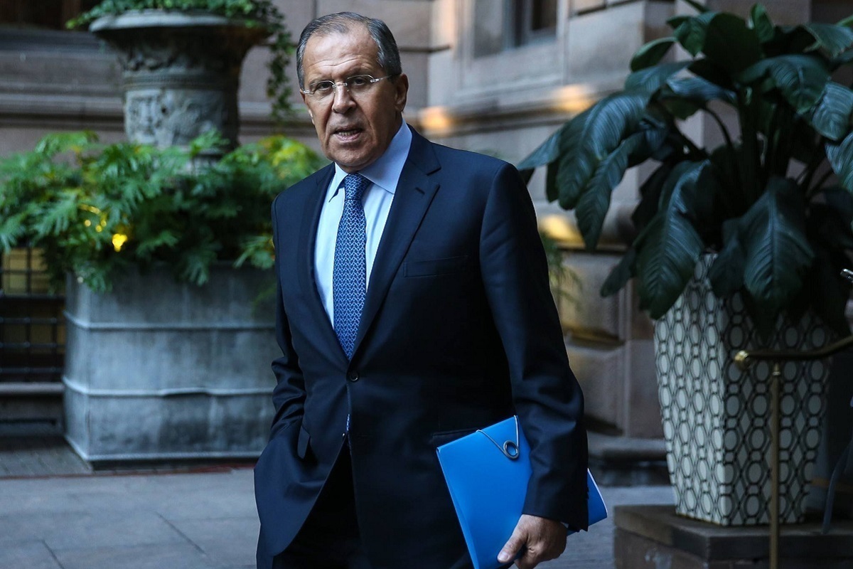 Министр иностранных дел России является поклонником футбола и рафтинга