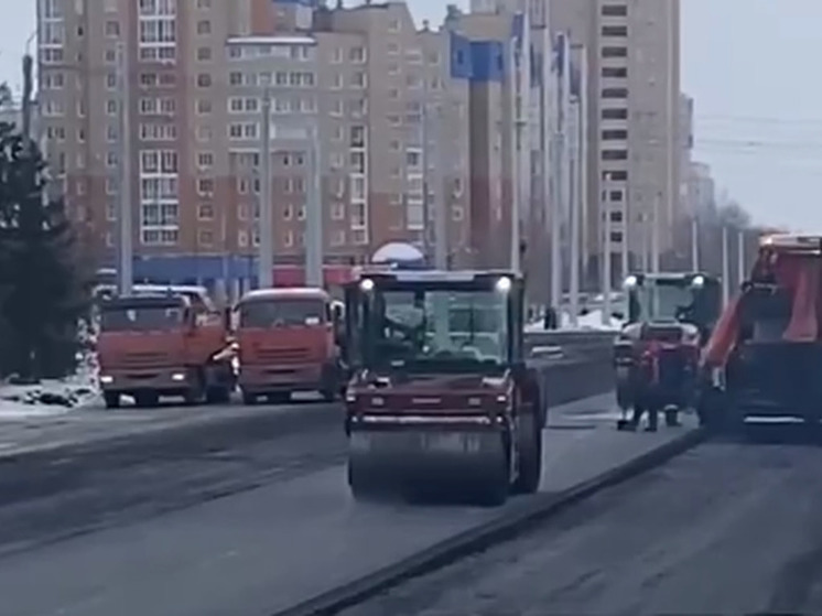 В Омске частично открыли ещё один перекрёсток на бульваре Архитекторов