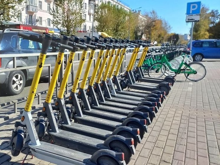 Не прокатило: в Барнауле самокат «уплыл» из-под носа угонщика