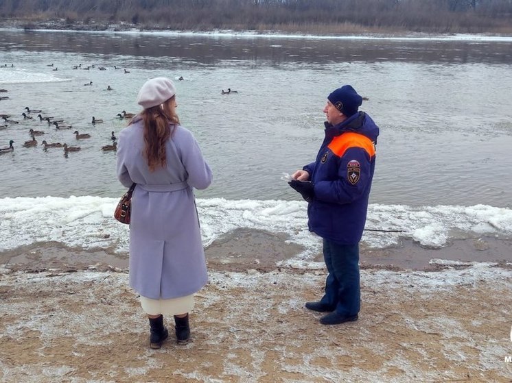 В Оренбурге прошли рейды с предупреждением не выходить на лед