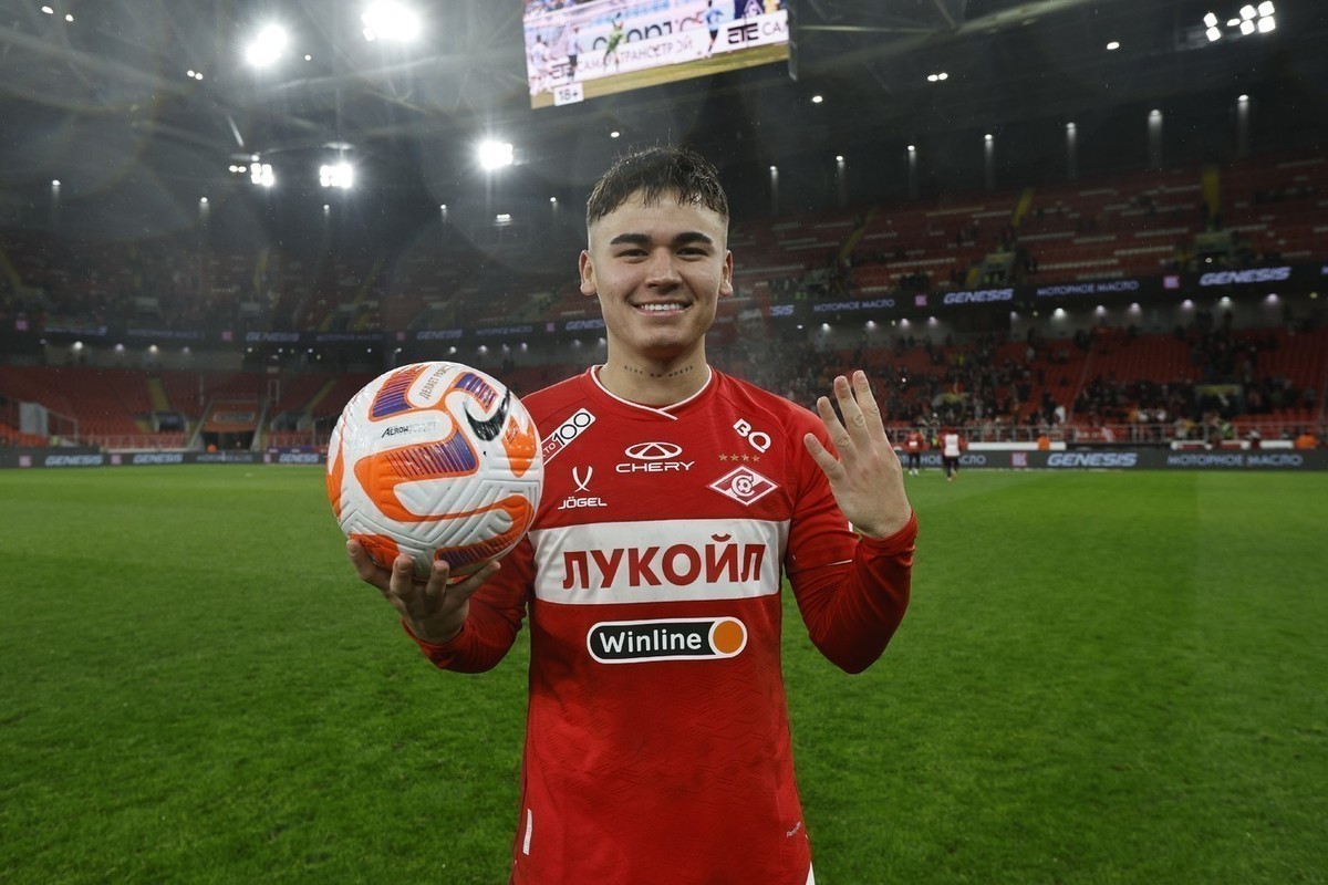 «Спартак» заплатит «Твенте» 1 миллион евро, если Угальде наберет 25 очков по системе «гол+пас»