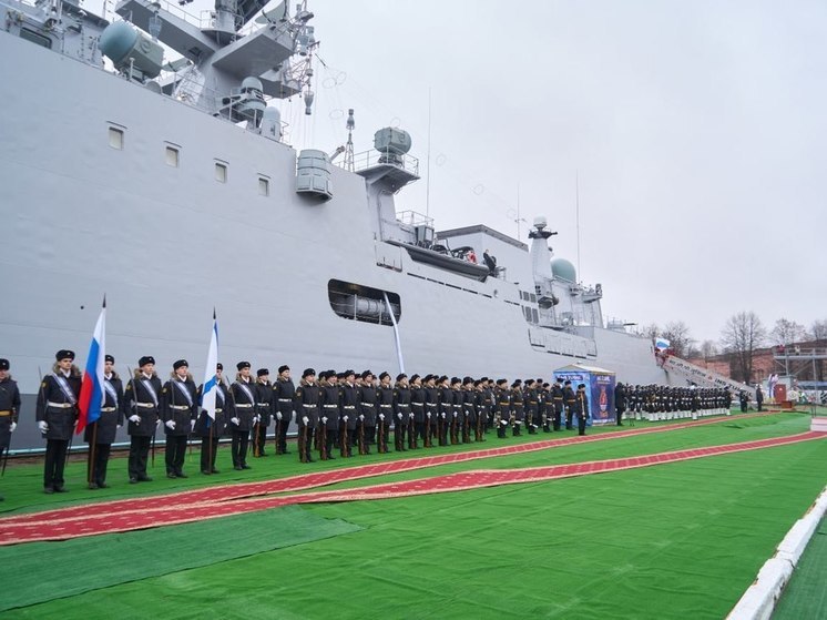 В Калининграде передали ВМС Индии корабль Tushil
