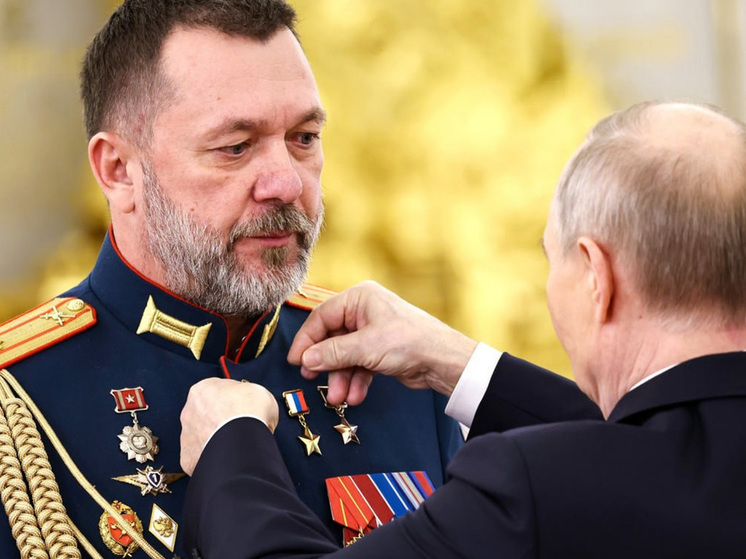 Врио главы Тамбовской области поздравил командира с получением медали «Золотая Звезда»