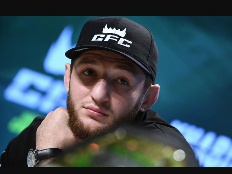 Боец из Дагестана Уланбеков выйдет в клетку UFC в январе