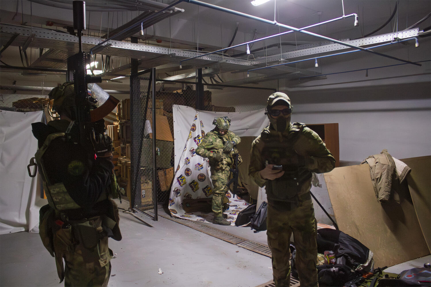 Фото тренировки страйкболистов и участников СВО в Хабаровске