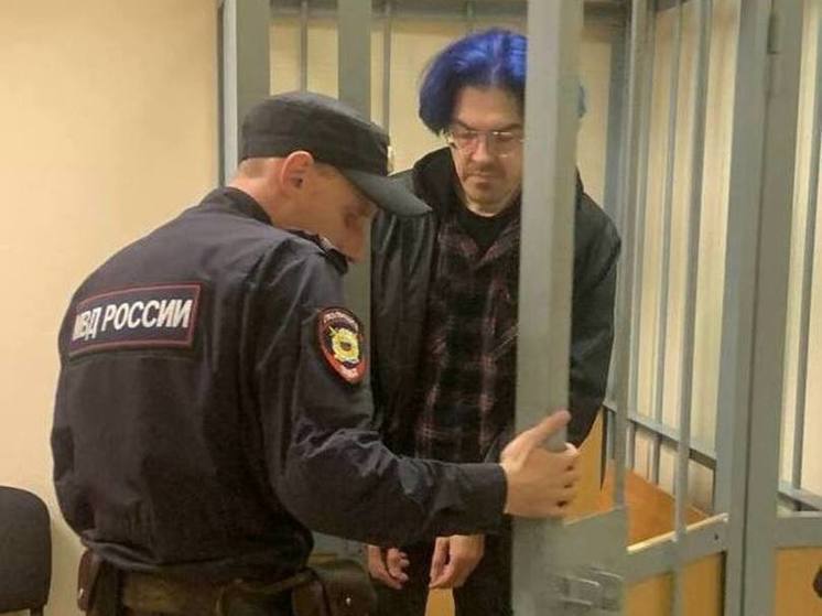 Блогер Поднебесный ответит в суде за интимные отношения со школьницей