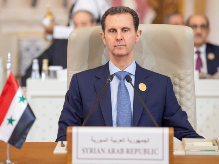 Песков назвал личным решением Асада оставить пост президента Сирии