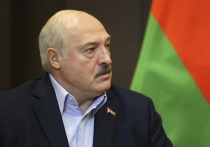 Президент Белоруссии Александр Лукашенко в ходе рабочей поездки в Борисов подтвердил, что в распоряжении республики действительно имеется ядерное оружие. Его слова приводит агентство БелТА.