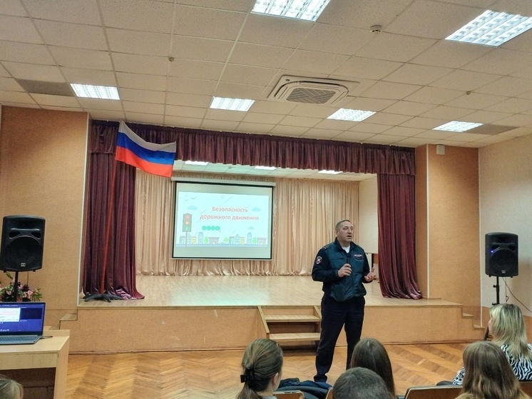 Сотрудник ГАИ провёл лекцию в Скопинском электротехническом колледже