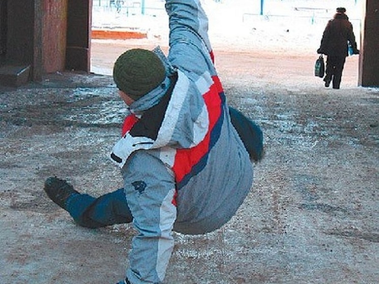 Ярославский мэр нашел способ борьбы с гололедом