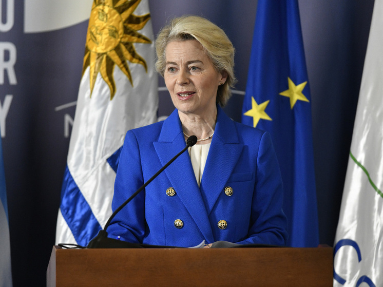 «Элитная проститутка»: Урсуле фон дер Ляйен прилетело после наглого заявления о России