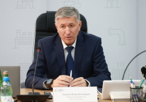 В 2024 году Сибирская генерирующая компания отмечает 15 лет своей деятельности на Алтае. Сегодня ее специалисты работают в трех городах Алтайского края: Барнауле, Бийске, Рубцовске. Это четыре ТЭЦ и 2615 километров тепловых сетей, которые обслуживают 4000 сотрудников. Тепло и горячую воду получают около одного миллиона потребителей.