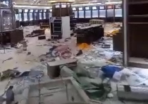 Жители столицы Сирии ходят на экскурсию в дом сверженного президента
