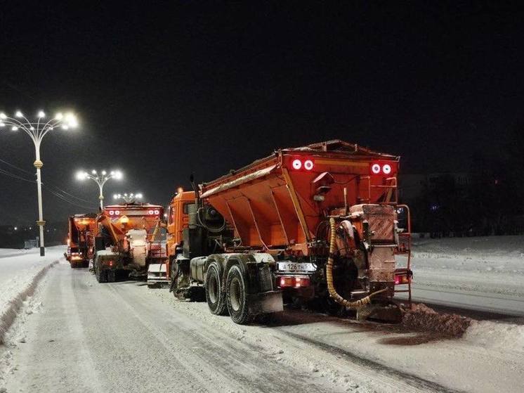 Сердечкин: за сутки из Мурманска вывезли более 1300 кубометров снега