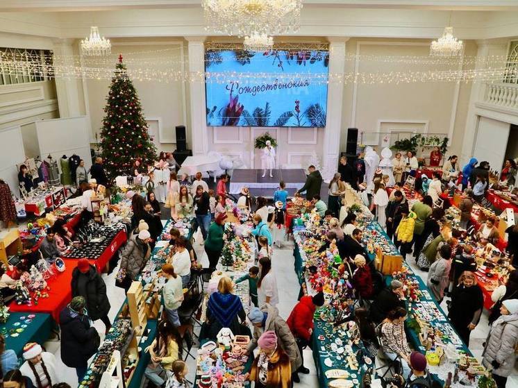 В Южно-Сахалинске проходит «Рождественская ярмарка»