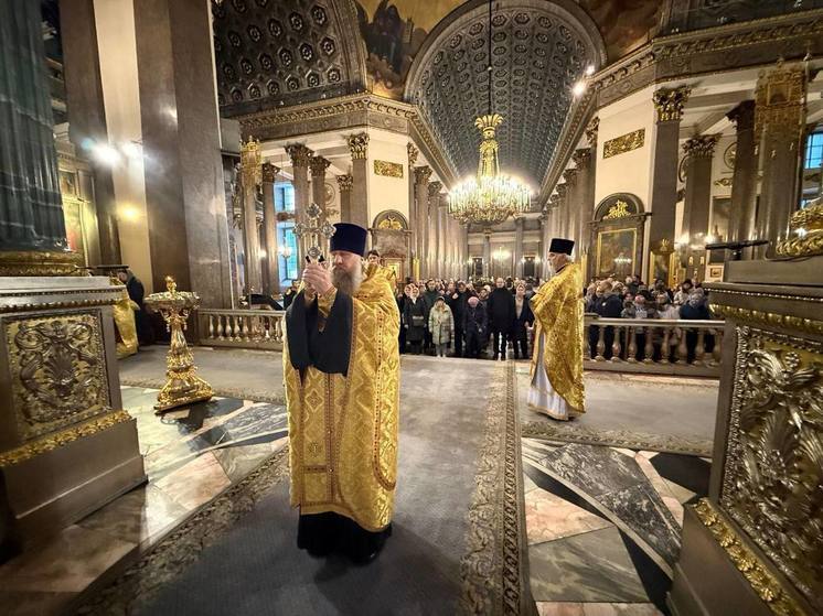 Четверть века назад Казанский кафедральный собор Петербурга вернули РПЦ