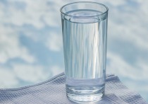 В Барнауле произошла авария на водопроводе в районе улицы Телефонной. Под отключение холодной воды попали несколько десятков домов.