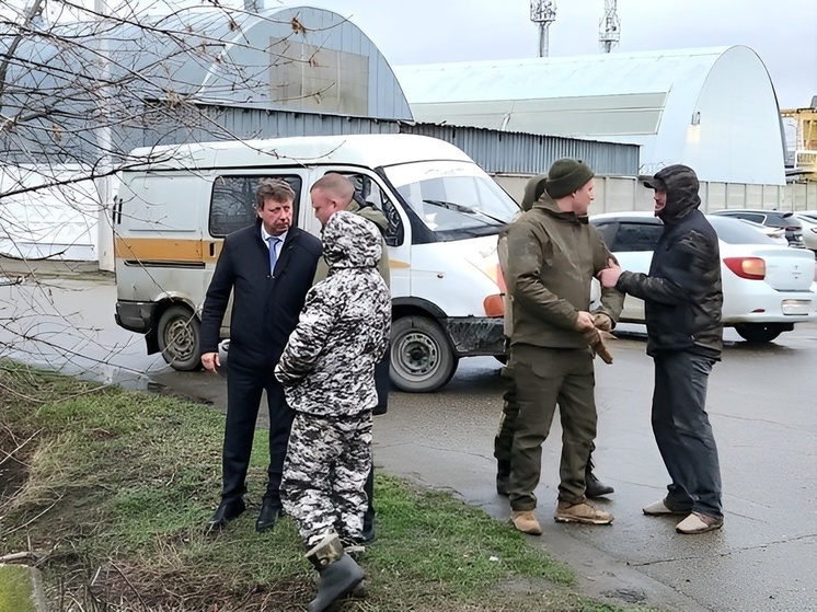 В 19 избирательном округе Краснодара решается проблема с канализационным сливом