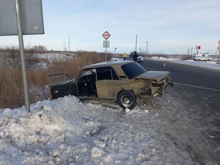 12-летняя девочка погибла в ДТП с легковушкой и грузовиком в Шербакульском районе