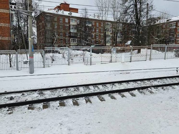Под Гвардейском девушка в наушниках не услышала поезд и погибла