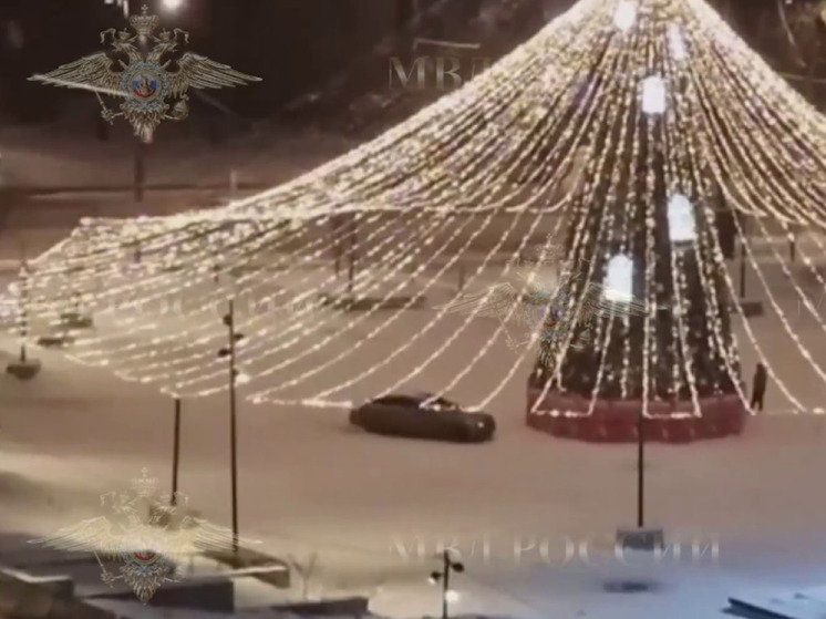 За дрифт вокруг елки на водителя возбудили уголовное дело в Ленинском