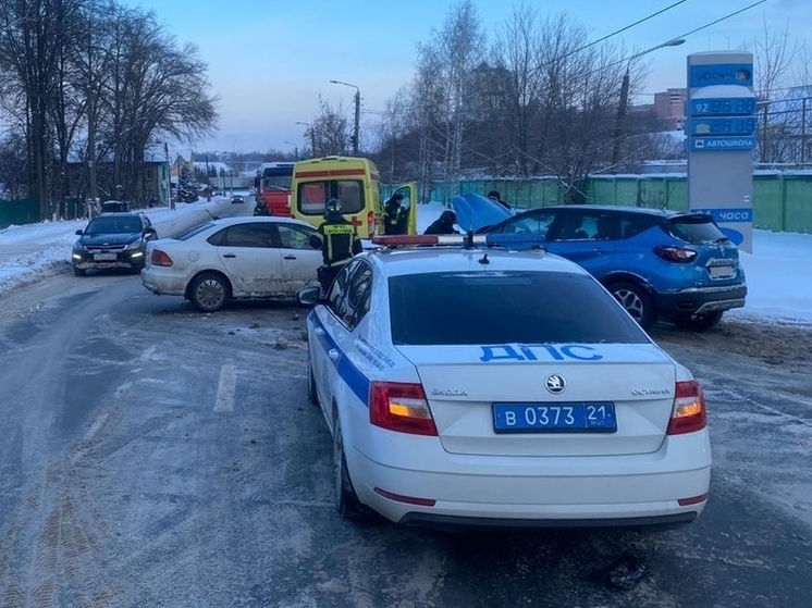 Два водителя пострадали в ДТП на улице Б. Хмельницкого