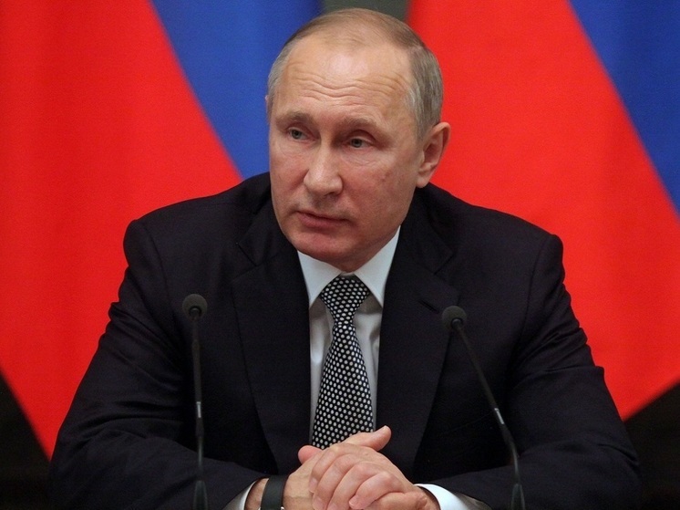 Президент Путин заявил, что россиянам страшно, когда «начинается движуха»