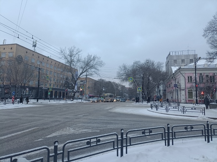 С наступлением зимы жители Хакасии сталкиваются с гололедицей на дорогах