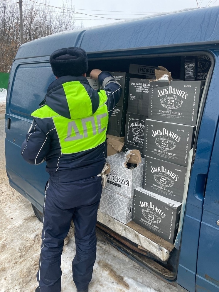 В Тверской области остановили забитую виски Jack Daniels «ГАЗель»