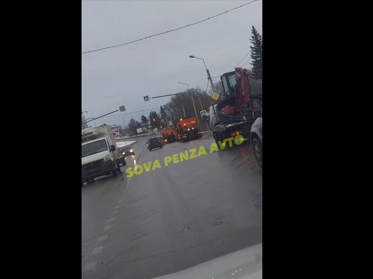 Пензенские водители возмутились, увидев пескотрясы на дорогах в оттепель
