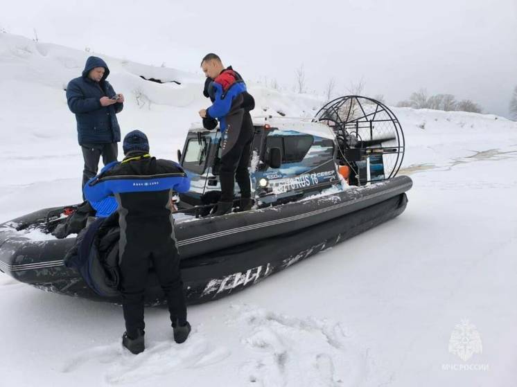 Провалился под лед и погиб в Татарстане рыбак