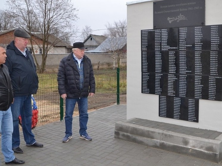 Памятник отремонтировали в рамках местных инициатив в Сапожковском районе