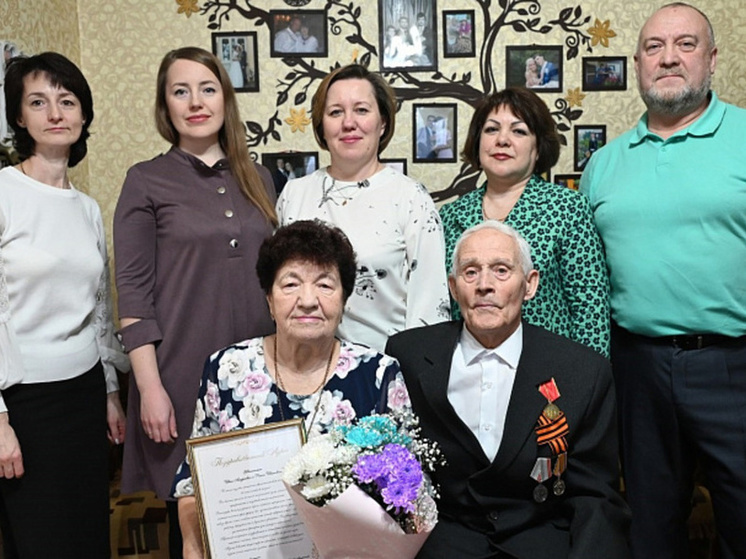 Супруги из Мирного отметили 60-летие семейной жизни