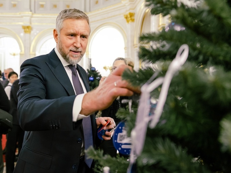 Глава НАО исполнит новогодние мечты пяти ребятишек