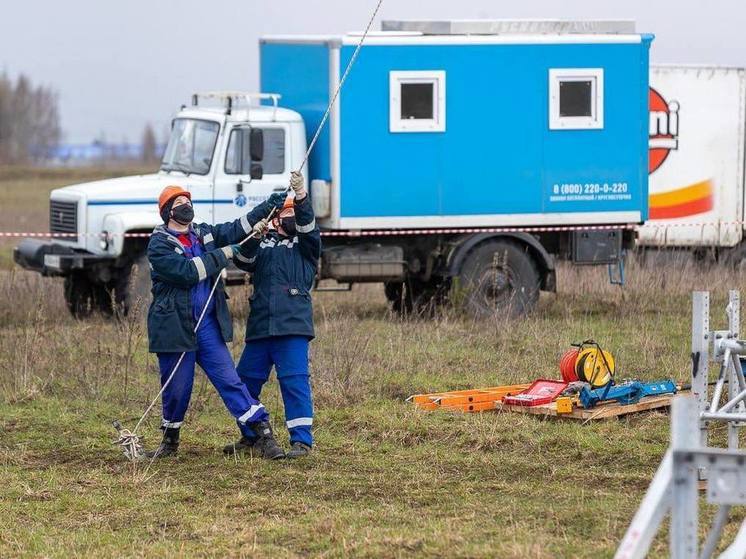 400 км линий электропередачи обновят в Псковской области