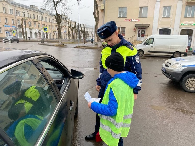 В Киришском и Волховском районах школьники участвовали в рейдах Госавтоинспекции