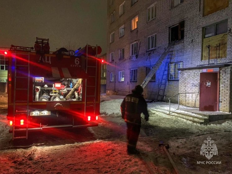 52-летний мужчина погиб при пожаре в курганской пятиэтажке