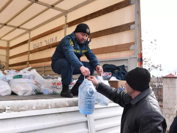 Куренков: более 10 тысяч курян получили продуктовые наборы